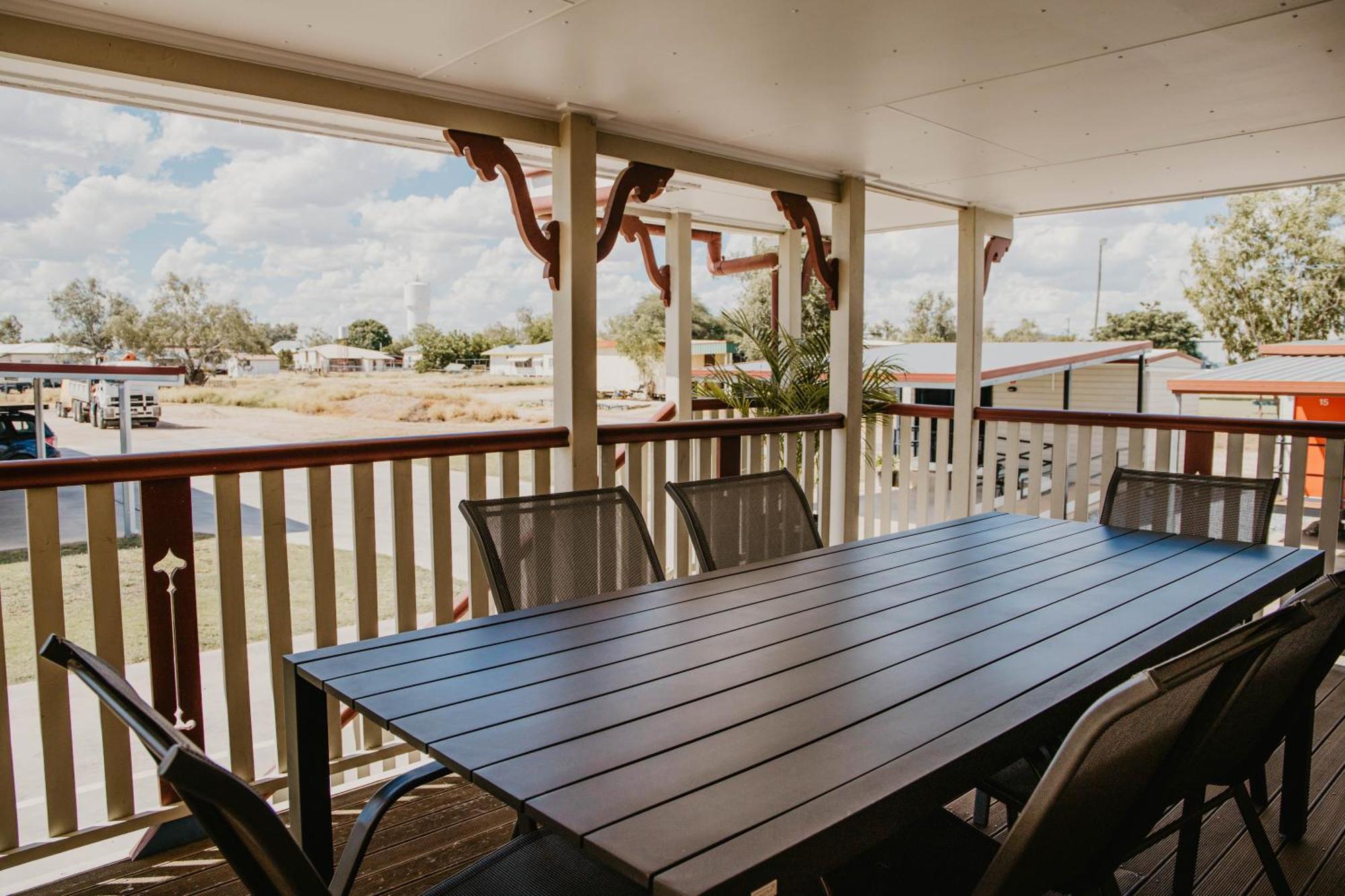 Outback 4* Winton